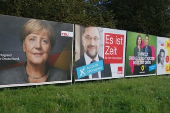 CDU, CSU, SPD, AfD, FDP, Linke, Grüne – sieben Parteien dürften im neuen Bundestag sitzen. Das gab es noch nie und eröffnet einige Koalitionsmöglichkeiten.