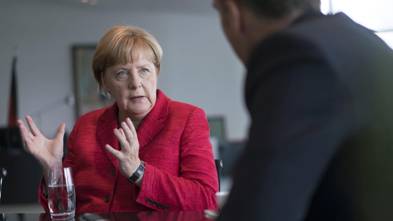 Angela Merkel nimmt beim Thema Lohngerechtigkeit die Gewerkschaften in die Pflicht: "Die Gewerkschaften haben eine große Verantwortung."