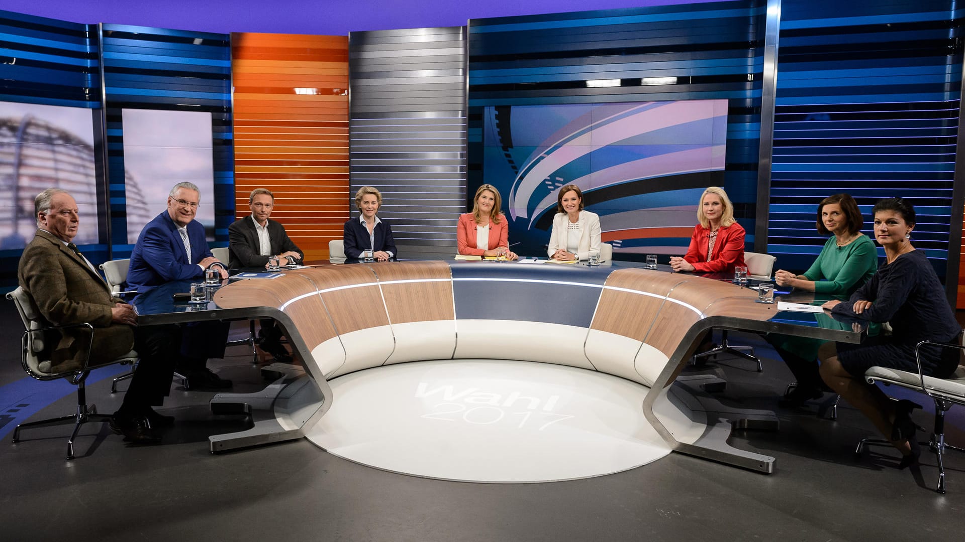 Die Spitzenkandidaten der wichtigsten Parteien in der «Schlussrunde» von ARD und ZDF zur Bundestagswahl. Die Spitzenkandidaten der wichtigsten Parteien in der «Schlussrunde» von ARD und ZDF zur Bundestagswahl.
