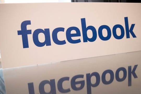 Facebook will mutmaßlich von russischen Drahtziehern geschaltete Werbeanzeigen dem US-Kongress offenlegen.