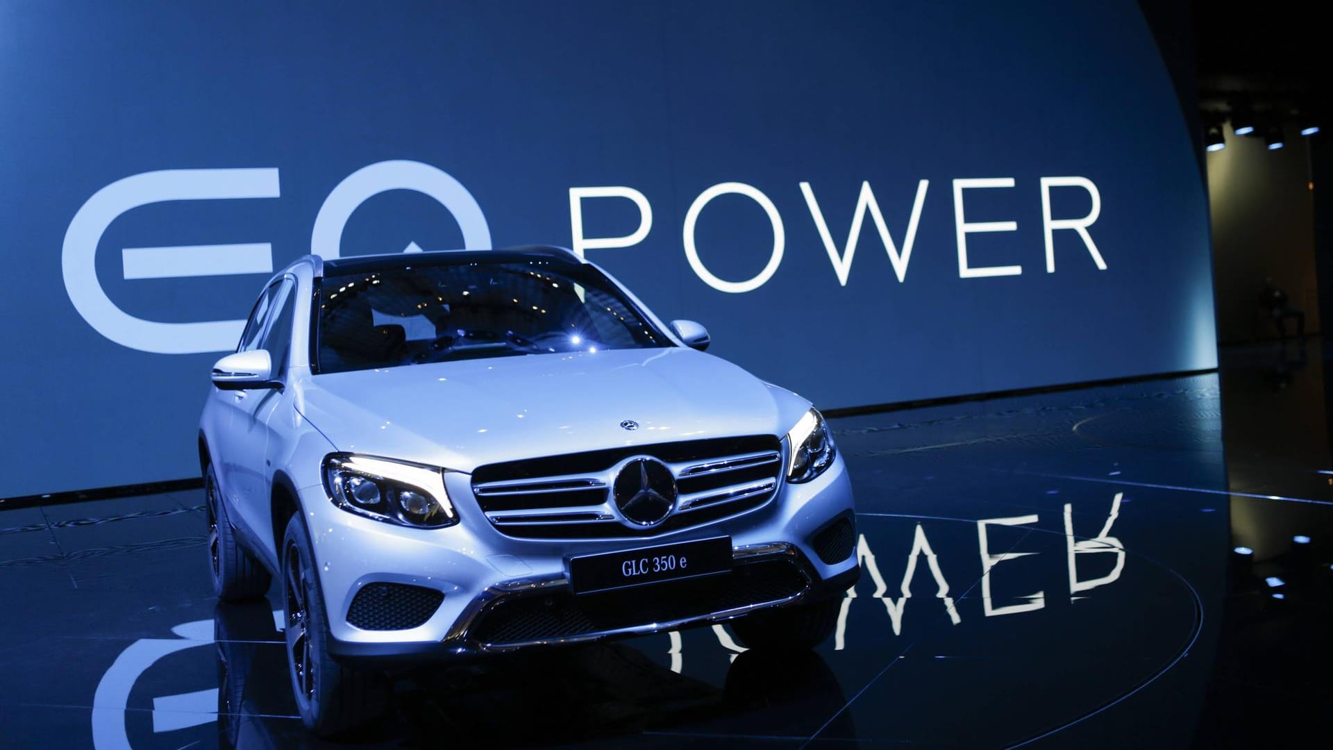 Mit der Mercedes-Benz-Marke EQ will Daimler bei der Elektromobilität in Serienproduktion gehen Mit der Mercedes-Benz-Marke EQ will Daimler bei der Elektromobilität in Serienproduktion gehen