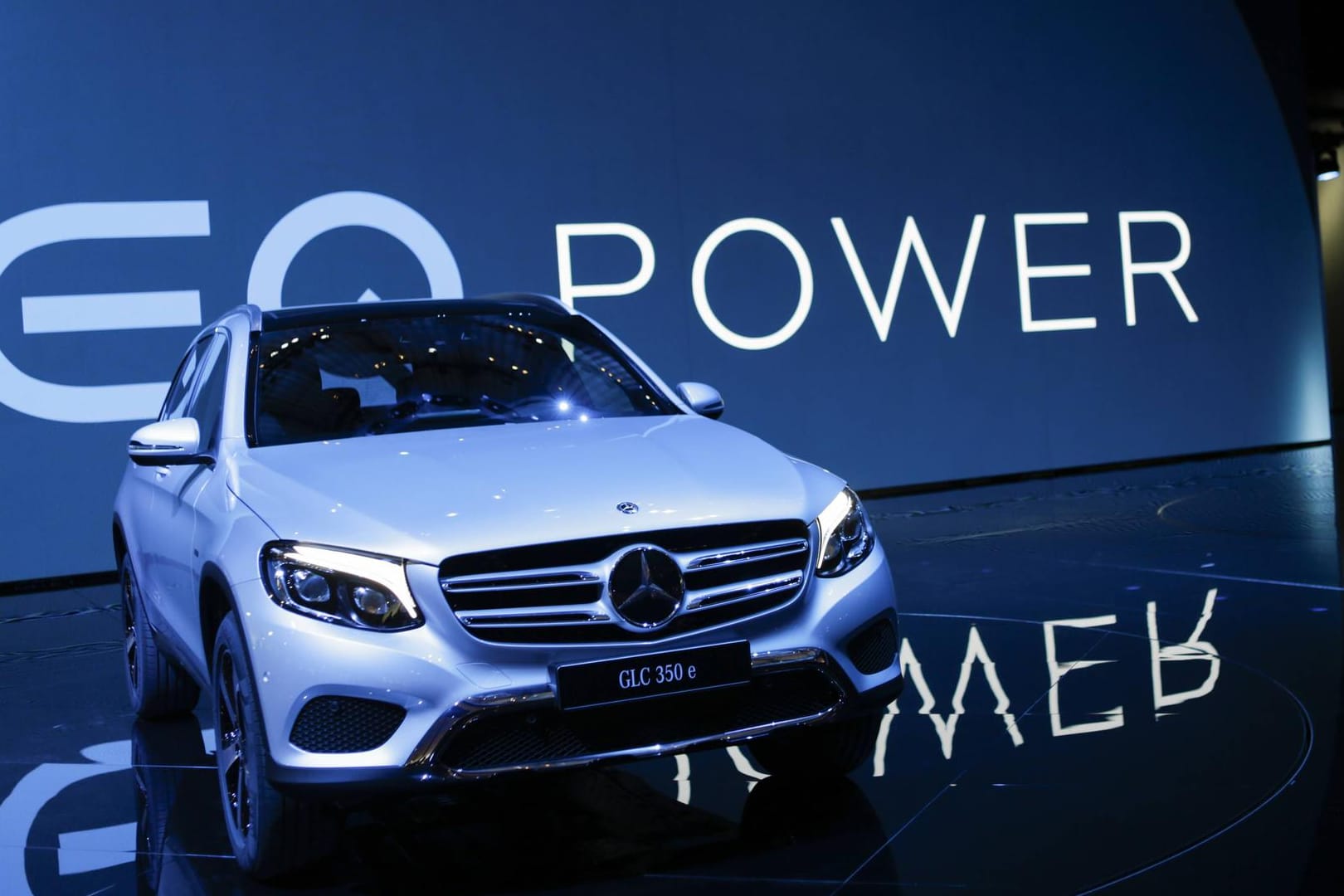Mit der Mercedes-Benz-Marke EQ will Daimler bei der Elektromobilität in Serienproduktion gehen
