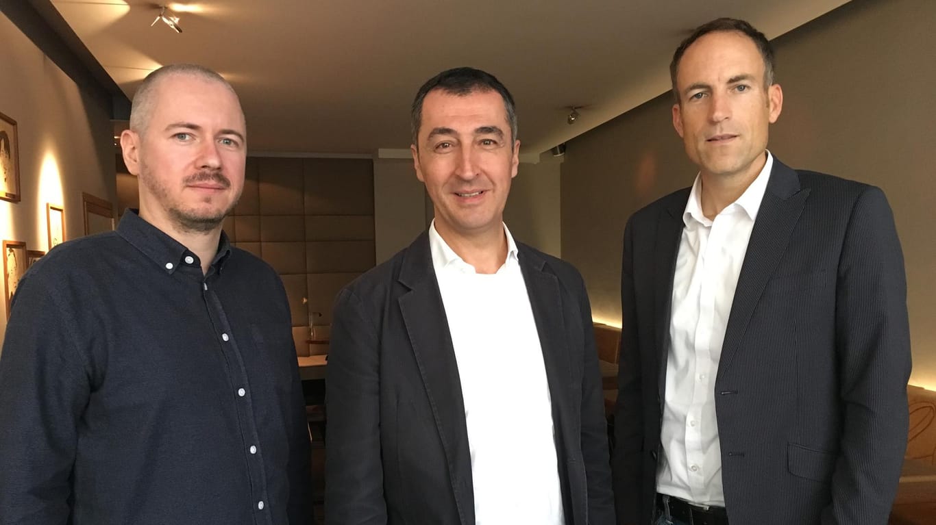 Das Interview mit Cem Özdemir führten Daniel Fersch (links) und Florian Harms (rechts) in München.