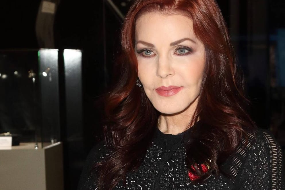 Priscilla Presley packt über die Ehe mit Elvis aus.