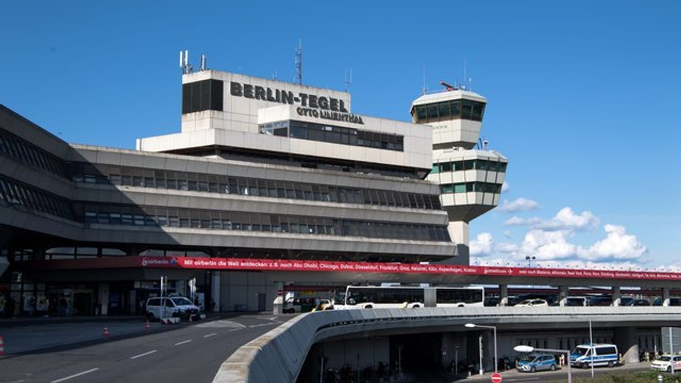 In Berlin hat sich eine Mehrheit per Volksentscheid für einen Weiterbetrieb des Flughafens Tegel ausgesprochen.