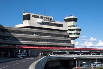 In Berlin hat sich eine Mehrheit per Volksentscheid für einen Weiterbetrieb des Flughafens Tegel ausgesprochen.