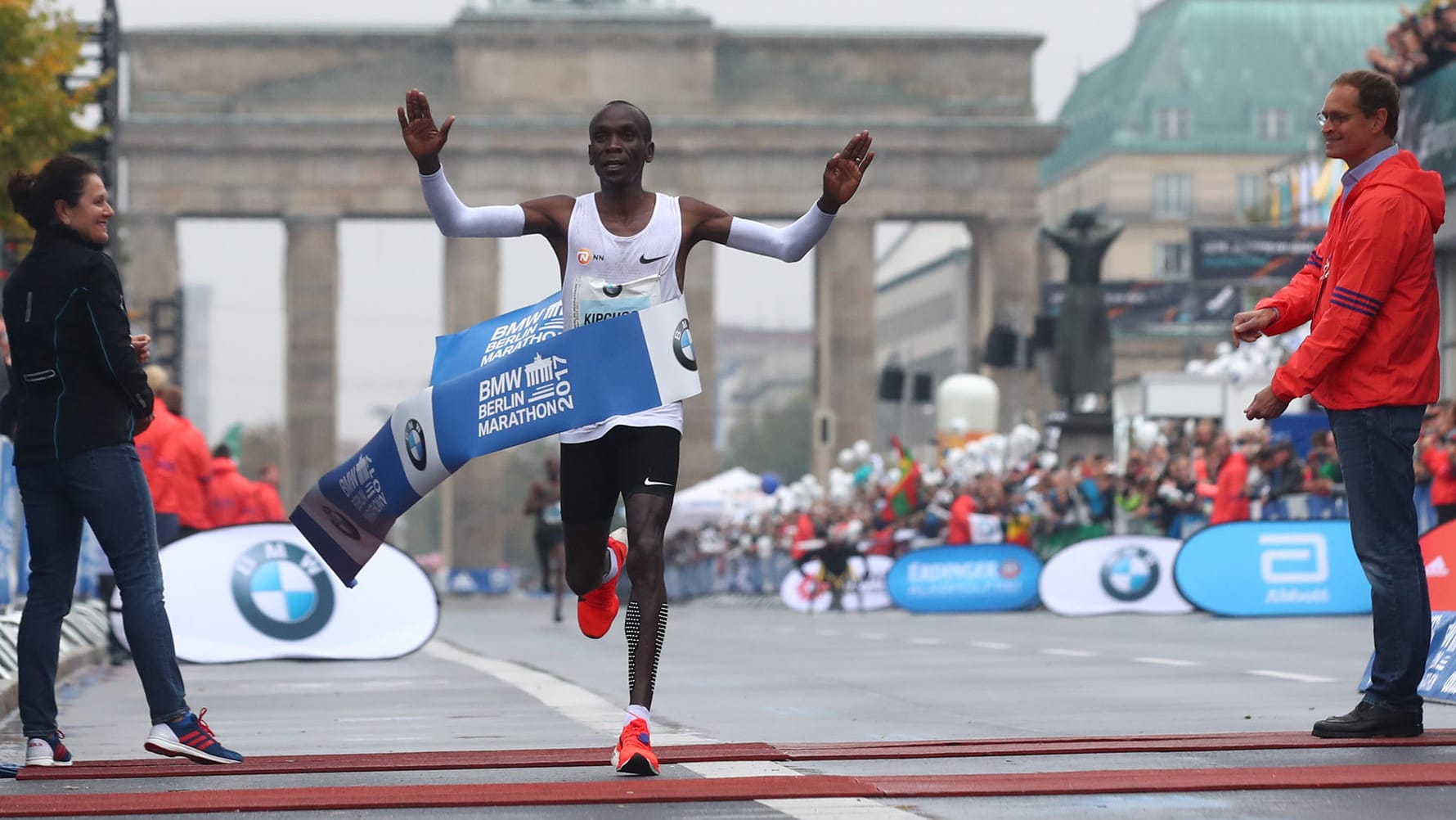 Eliud Kipchoge beim Zieleinlauf.