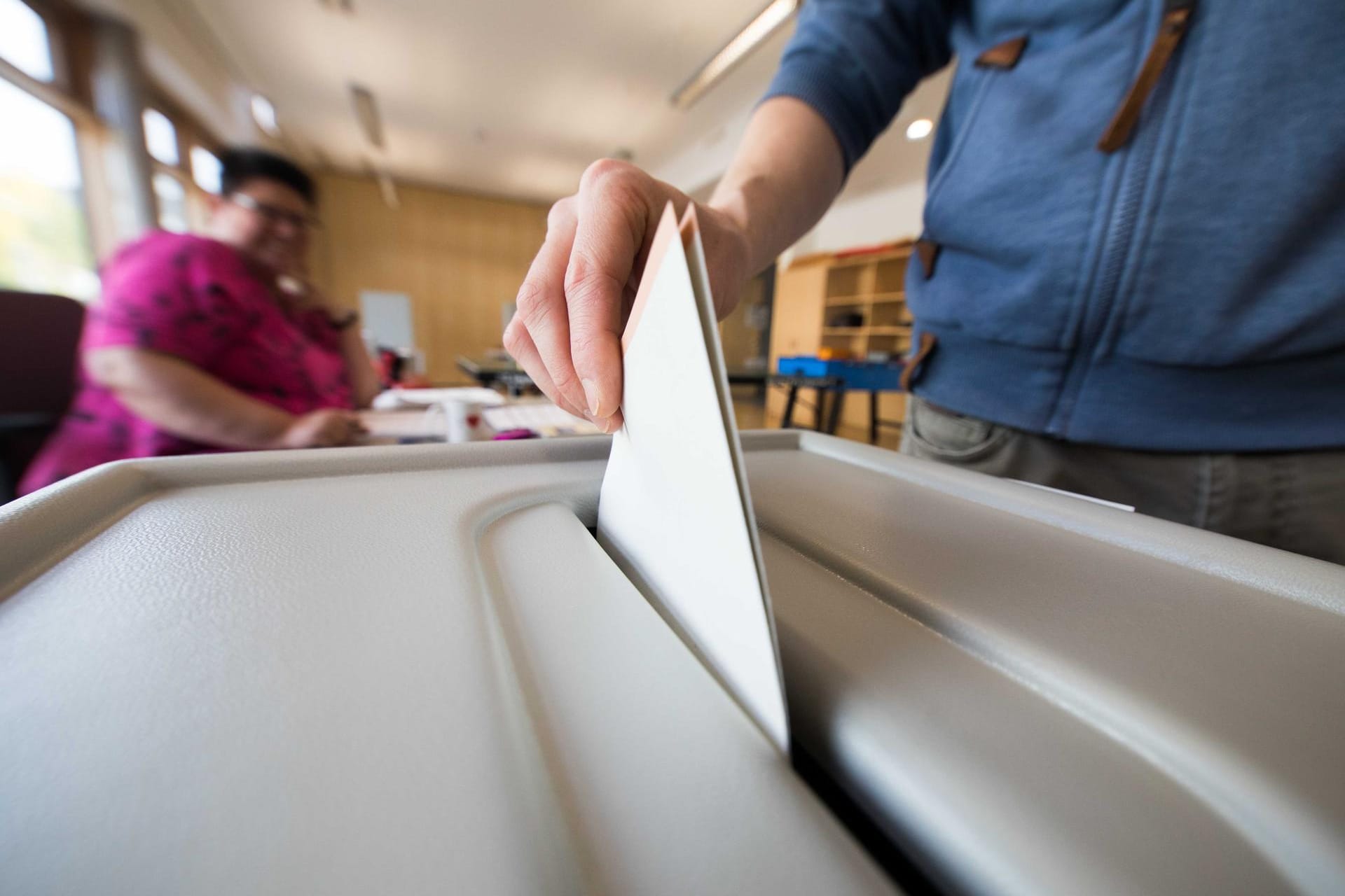 Union und SPD sind bei der Bundestagswahl abgestraft worden. Die AfD hat den Einzug in den Bundestag geschafft.