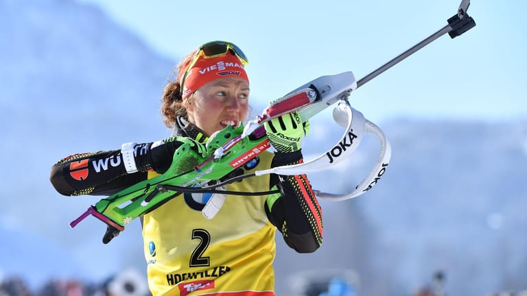 Laura Dahlmeier am 19.02.2017 in Aktion bei der Biathlon-WM in Hochfilzen (Österreich).