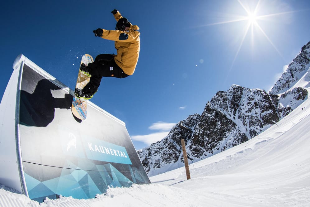 Kaunertaler Gletscher – Die Boarder- und Freeskiszene trifft sich am 13. bis 15. Oktober zum "Kaunertal Opening".