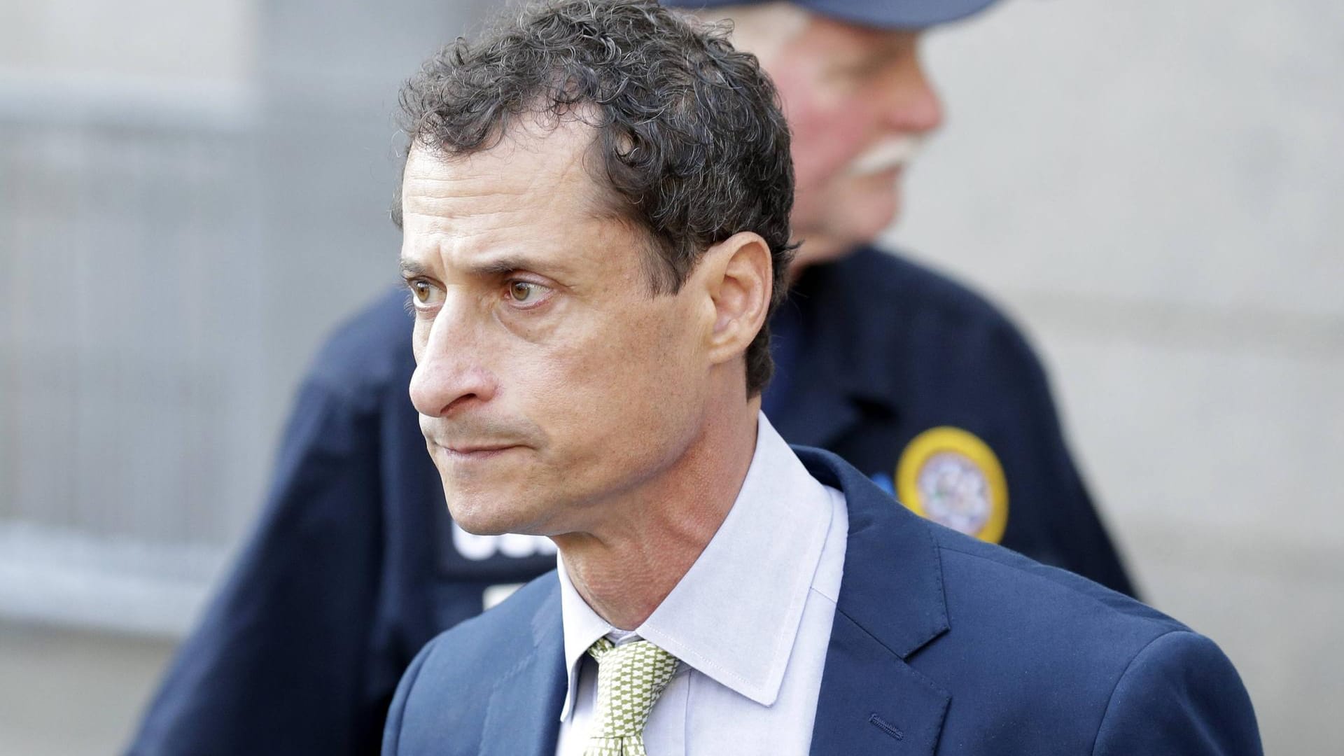 21 Monate Haft: Anthony Weiner nach dem Gerichtsurteil in New York.