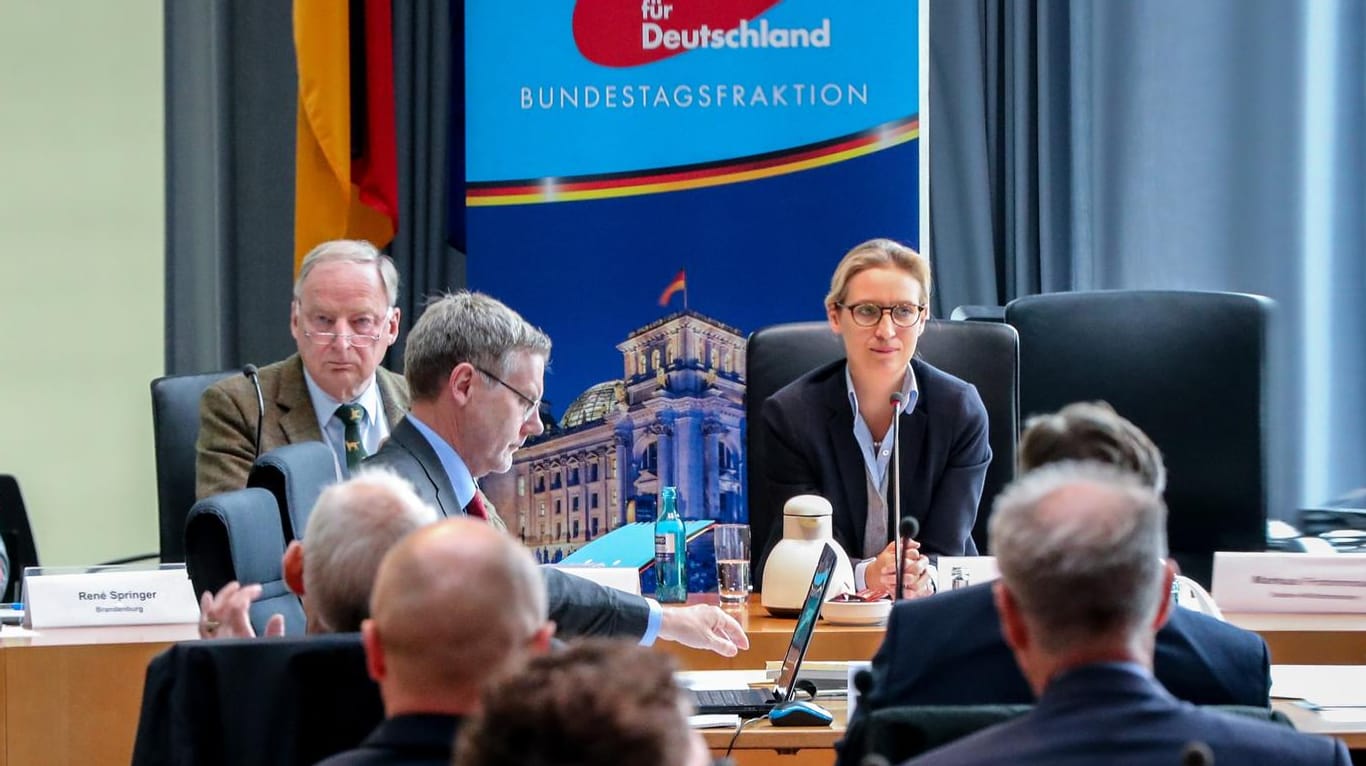 Die AfD-Bundestagsfraktion kommt am 26.09.2017 in Berlin unter der Leitung von Alice Weidel und Alexander Gauland zu ihrer ersten Sitzung im Elisabeth-Lüders-Haus zusamme