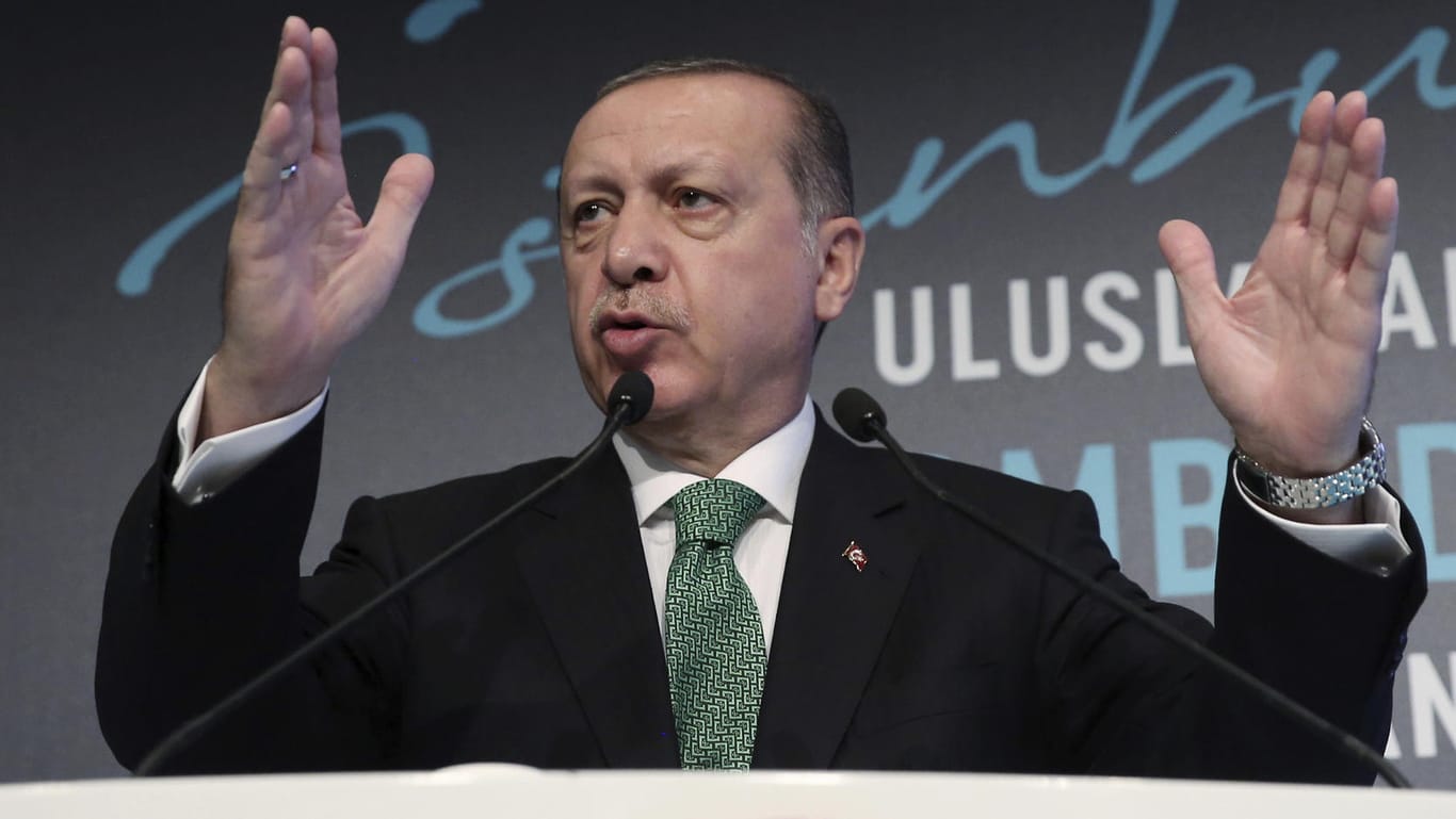 Der türkische Präsident Recep Tayyip Erdogan kritisiert mit deutlichen Wort das Unabhängigkeitsreferendum der Kurden im Nordirak.