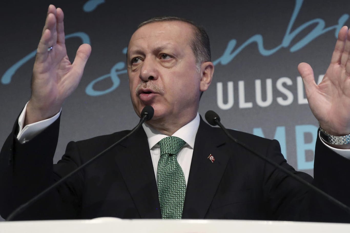 Der türkische Präsident Recep Tayyip Erdogan kritisiert mit deutlichen Wort das Unabhängigkeitsreferendum der Kurden im Nordirak.