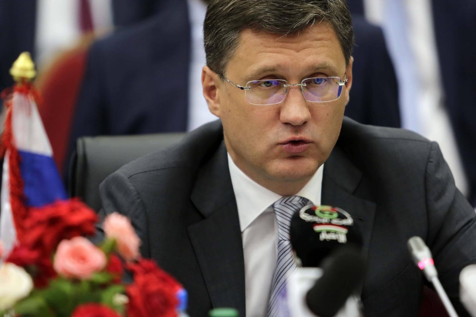 Energieminister Alexander Novak sieht Schröders Kandidatur für Rosneft als bedeutsam und wichtig für den Markt.