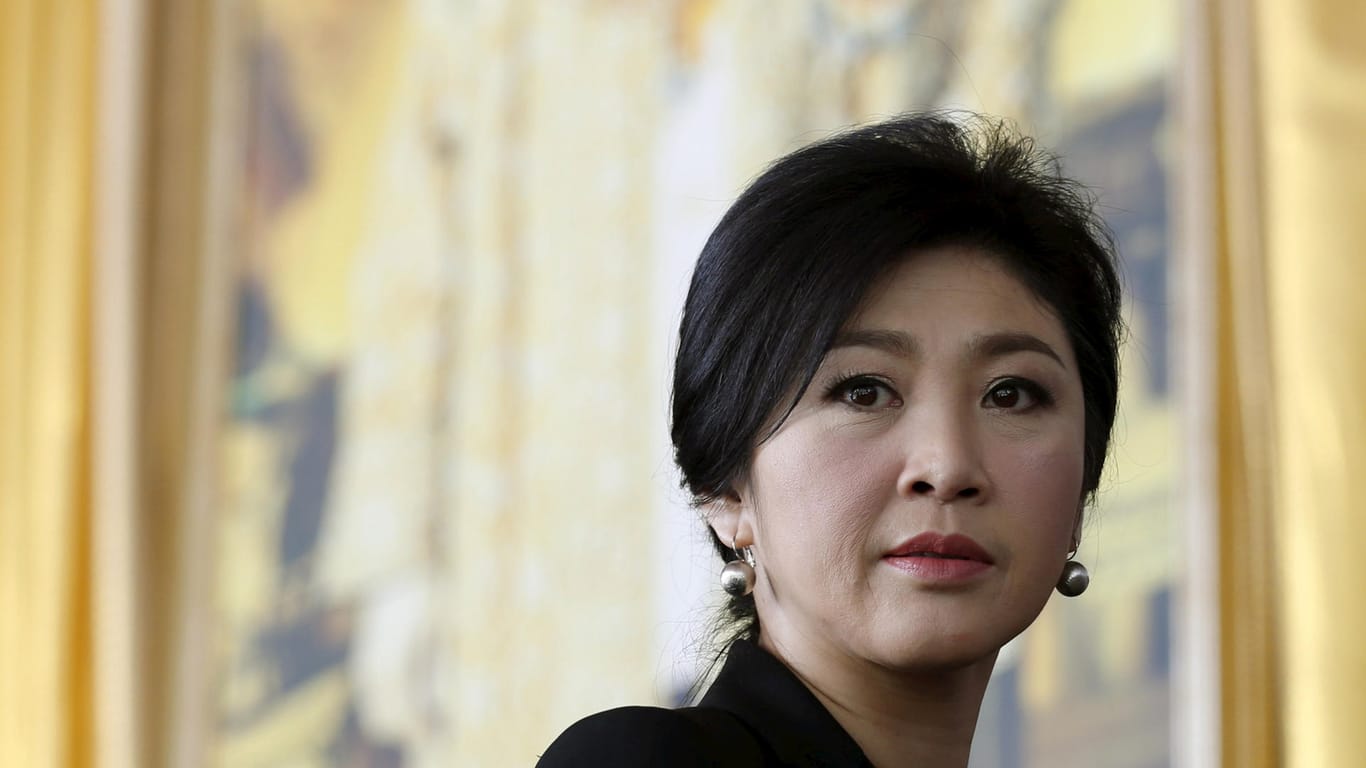 Ehemalige Premierministerin von Thailand, Yingluck Shinawatra, 2015 bei Gericht in Bangkok