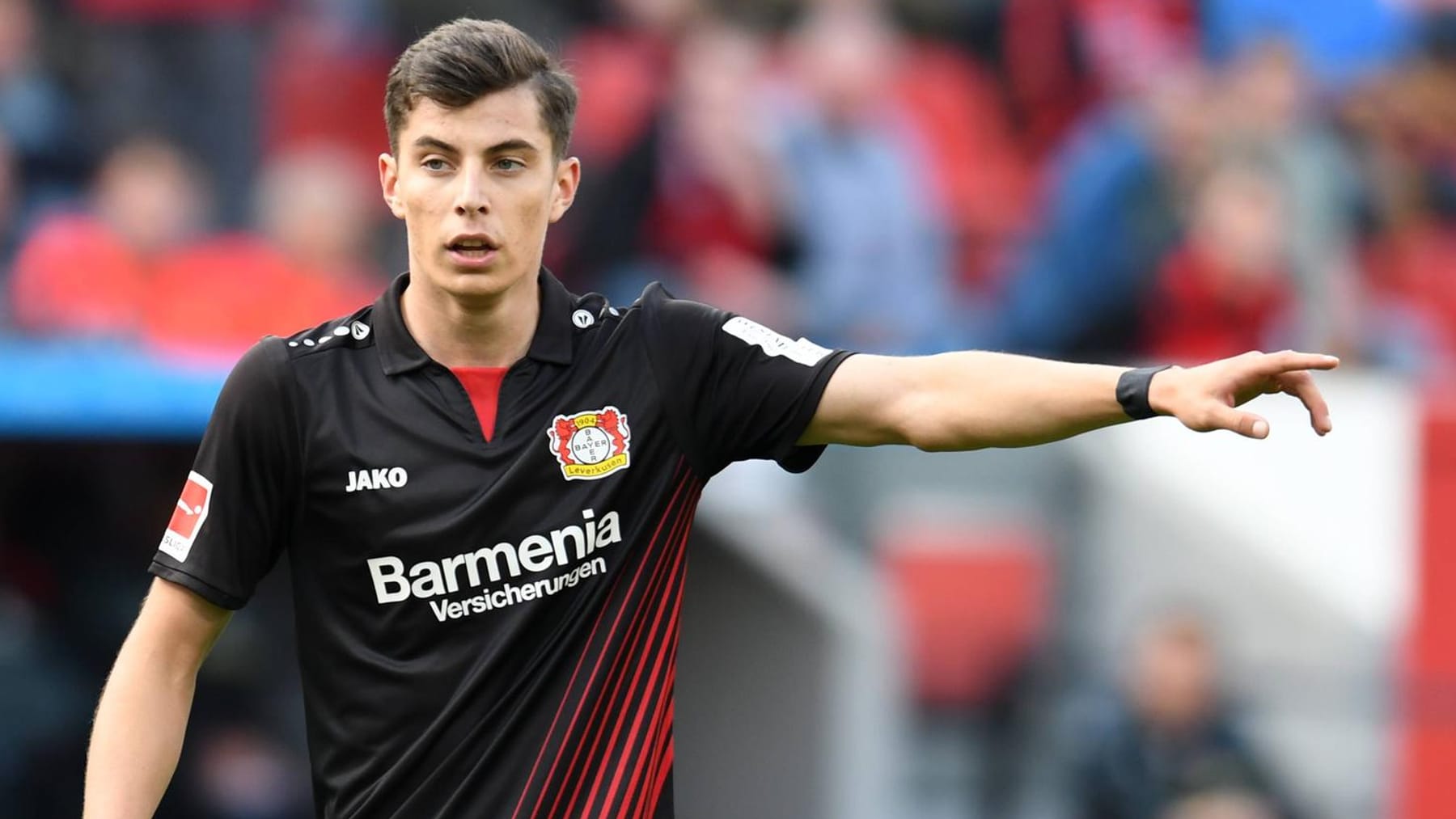 Каем хаверцем. Хаверц Байер. Havertz футболист.