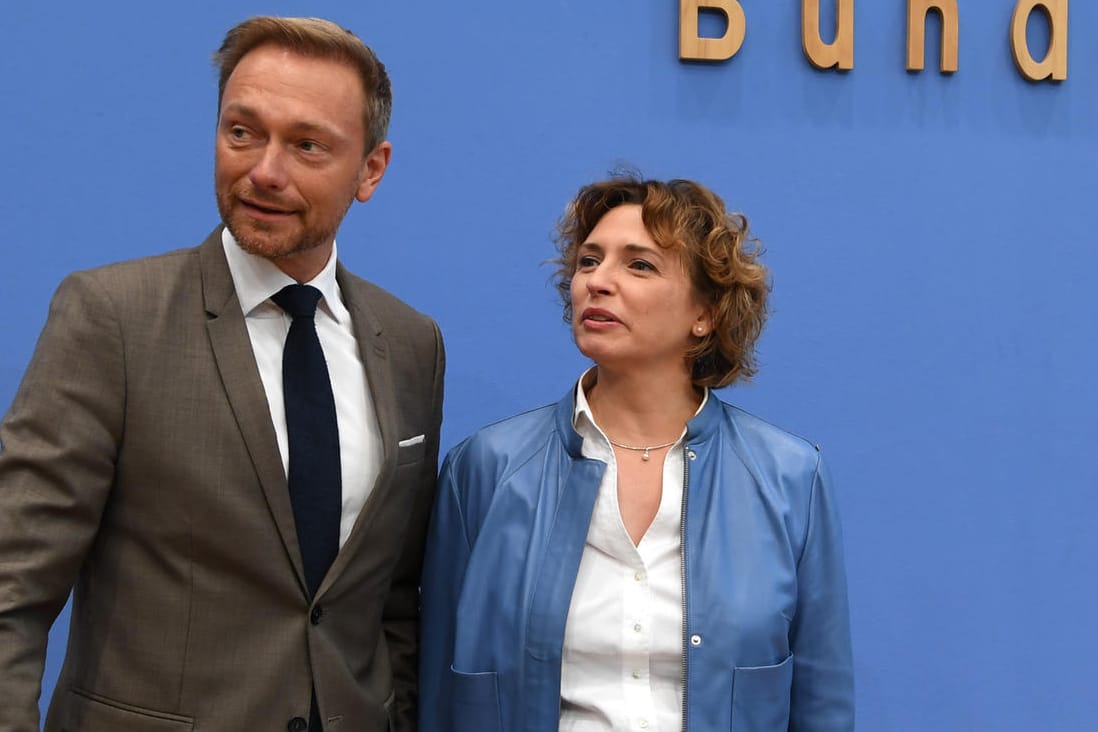 Der Bundesvorsitzende Christian Lindner und die FDP-Generalsekretärin Nicola Beer möchten mit der FDP Regierungsverantwortung übernehmen.