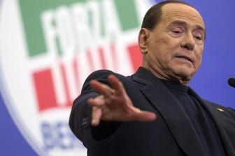 Silvio Berlusconi rechnet sich bei der nächsten Wahl in Italien wieder gute Chancen aus.