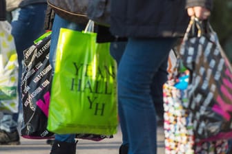 Die Ergebnisse der Wahl sind nicht nur im Bundestag, sondern auch auf der Straße zu spüren.