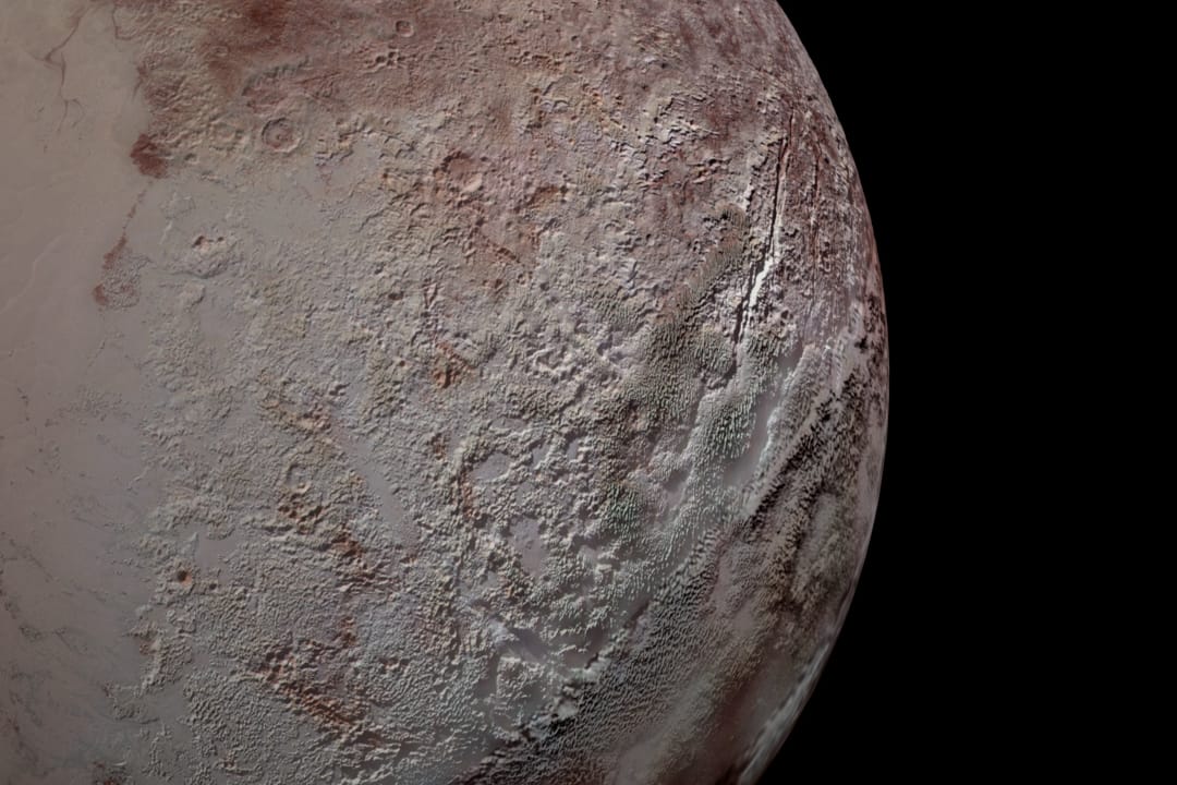 Eine Aufnahme des Zwergplaneten Pluto aus dem Juli 2015. Das Bild entstand bei einem Vorbeiflug der Sonde "New Horizons".