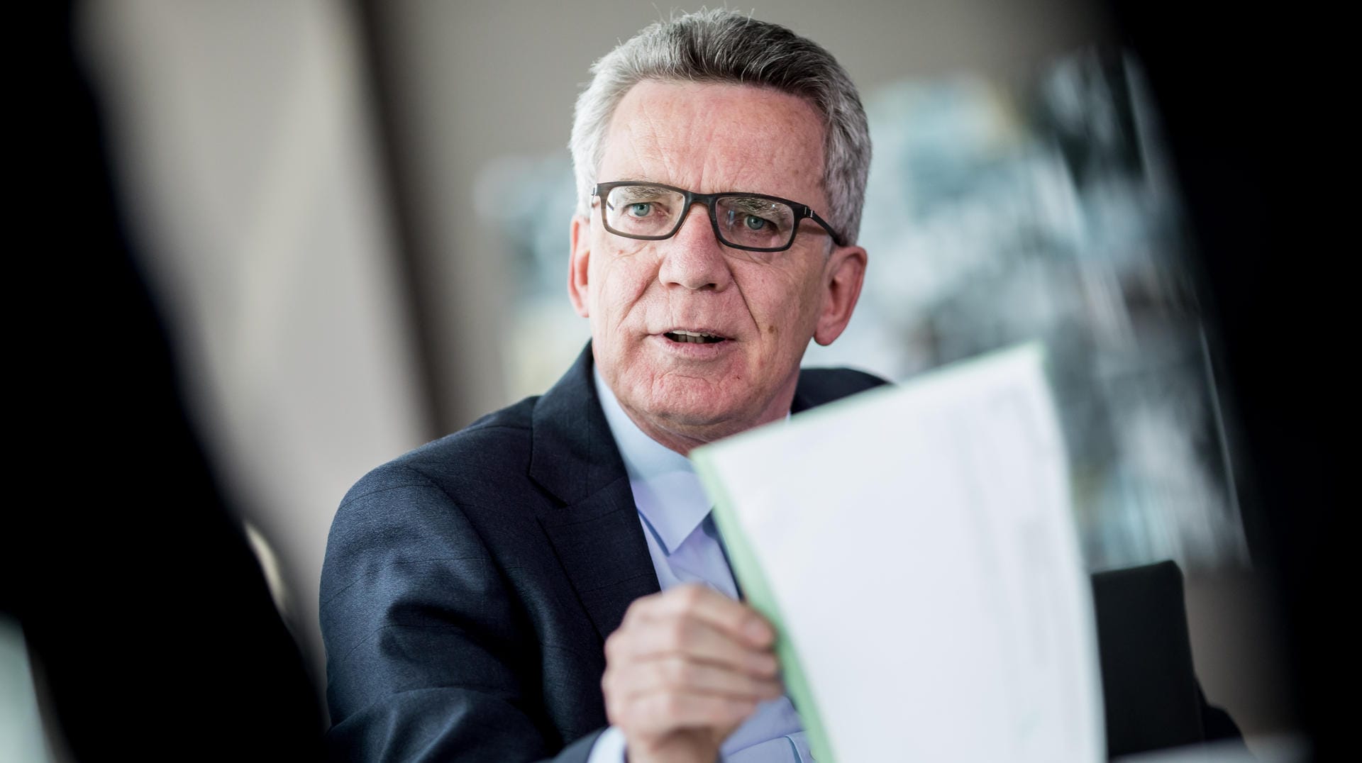 Thomas de Maizière bei einem Interview in Berlin.