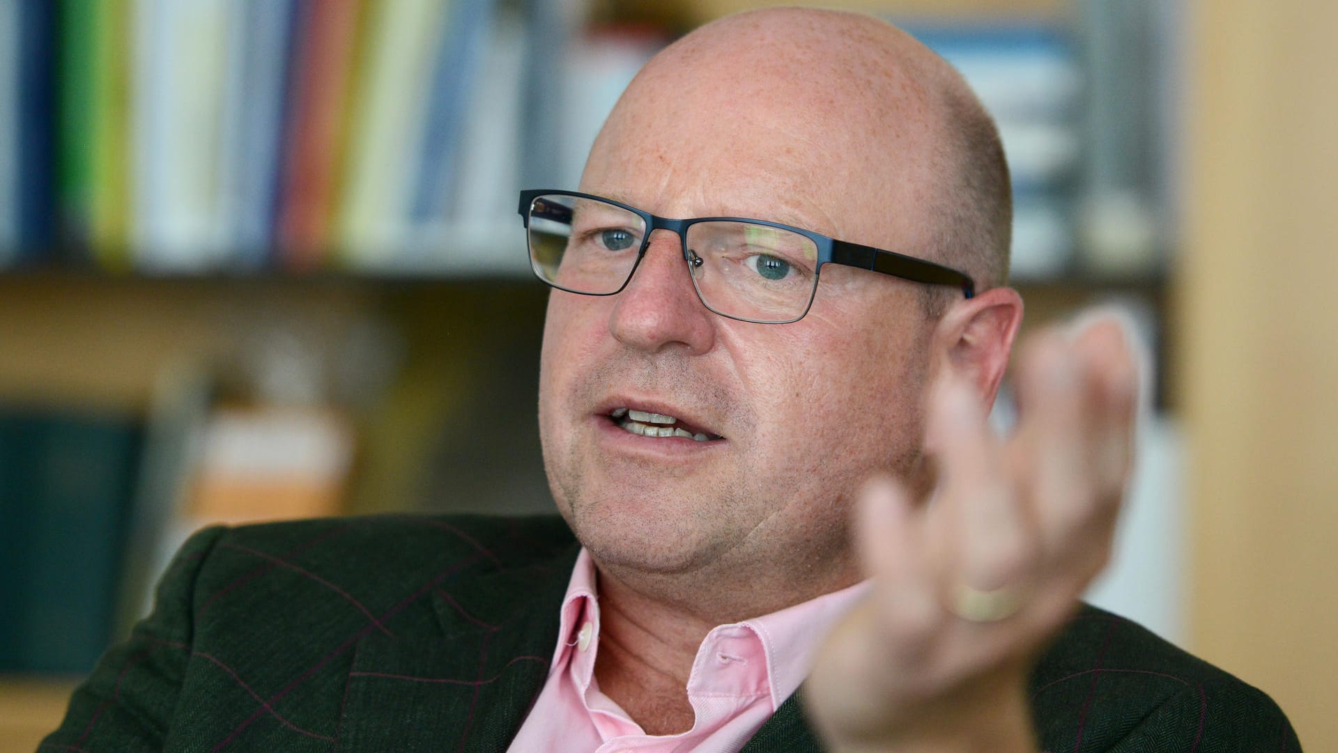 Oberbürgermeister Lewe möchte mit Dialog Wähler von der AfD zurückgewinnen.