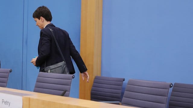 Die bisherige AfD-Vorsitzende Petry ist am 29.