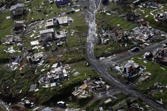 Das Ausmaß der Zerstörung auf Puerto Rico ist kaum überschaubar. Trump sagt, es gebe genug Hilfen.