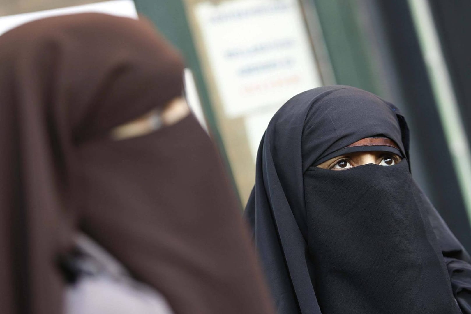 In Österreich ist es ab heute verboten, das Gesicht mit einer Burka zu verhüllen.