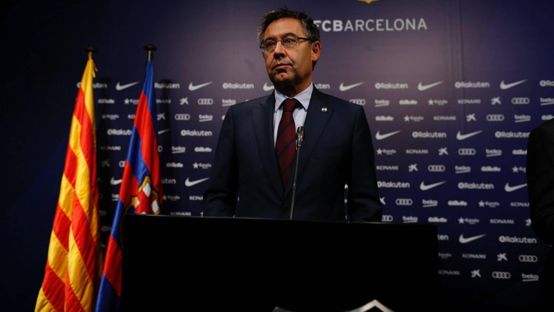 Barca-Präsident Josep Maria Bartomeu auf einer Klub-PK nach dem Katalonien-Referendum.