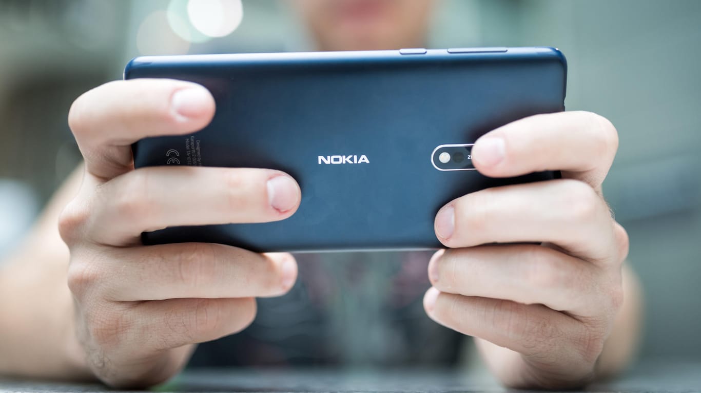 Unaufgeregtes, aber stilsicheres Design: das neue Nokia 8.