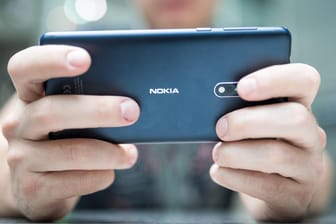 Unaufgeregtes, aber stilsicheres Design: das neue Nokia 8.