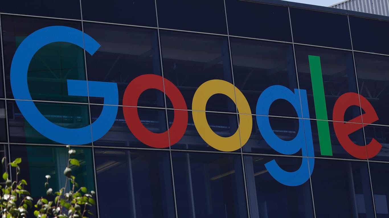 Seit einem Jahr ist Google mit seinem eigenen "Pixel"-Smartphone auf dem Markt.