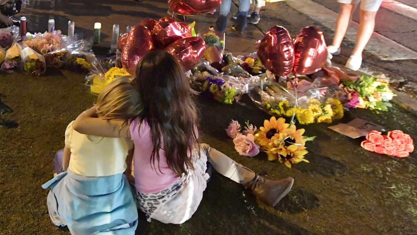 Nach dem Massaker: Kinder in Las Vegas trauern.