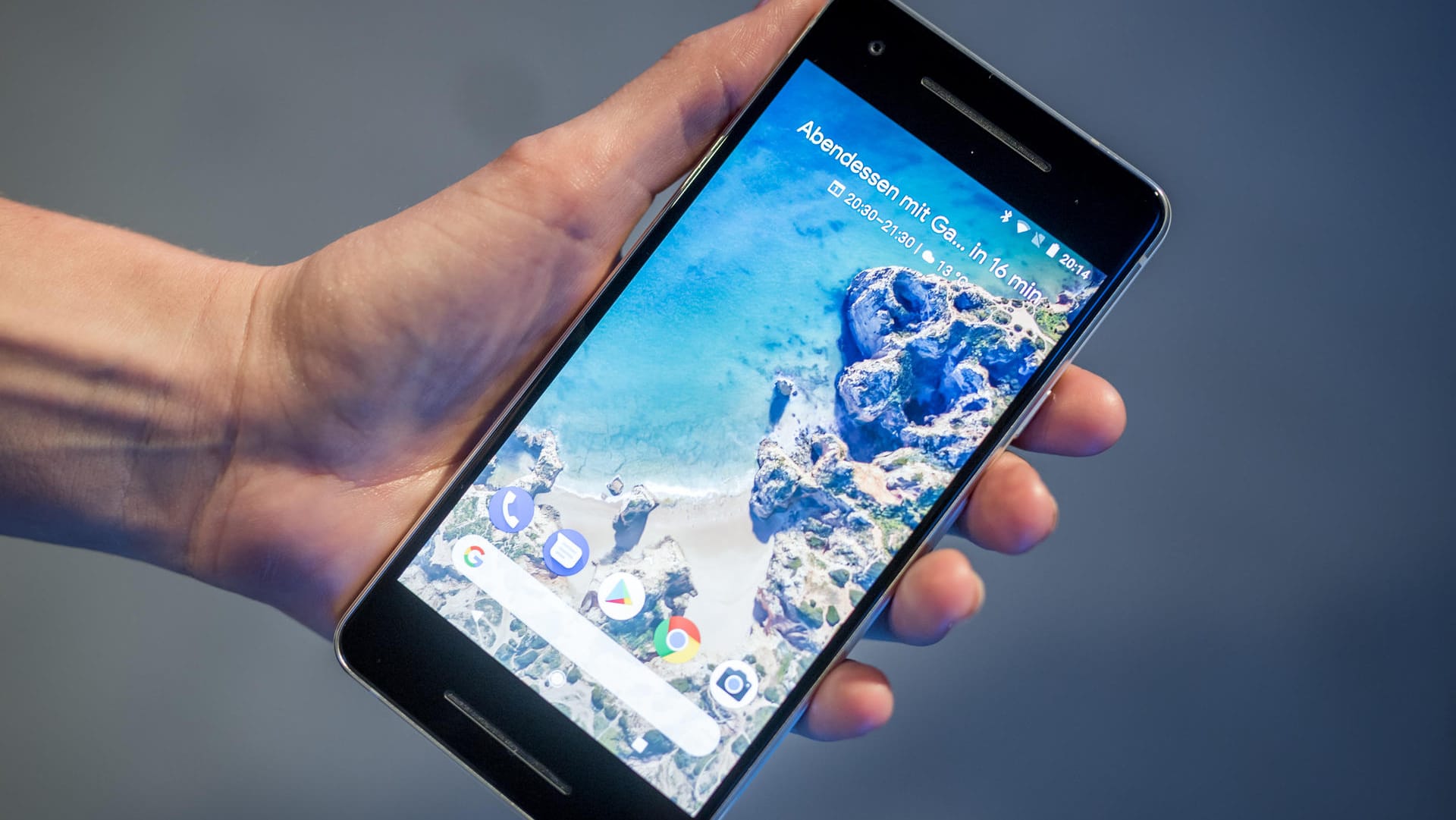 Googles Pixel 2 kommt mit fünf Zoll großem Display und druckempfindlichem Rahmen.