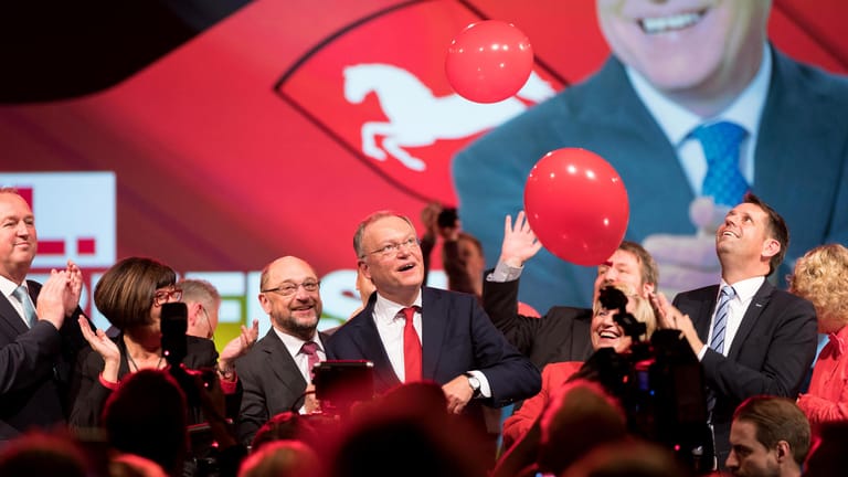 Martin Schulz unterstützt tatkräftig den Wahlkampf der SPD in Niedersachsen.