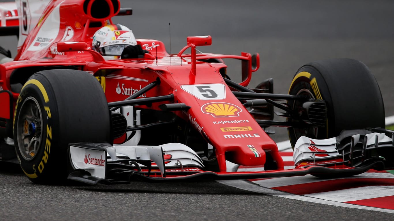 Sebastian Vettel im Qualifying auf der Strecke.