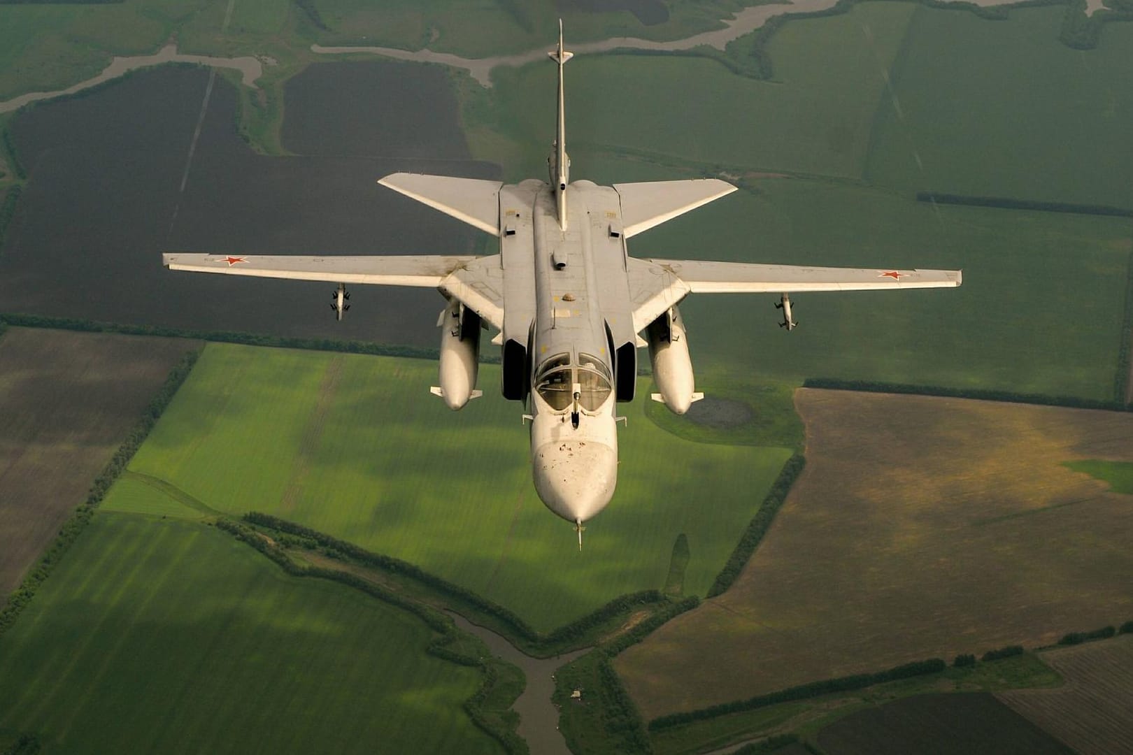 Russische Luftwaffe tötet 180 Kämpfer in Syrien