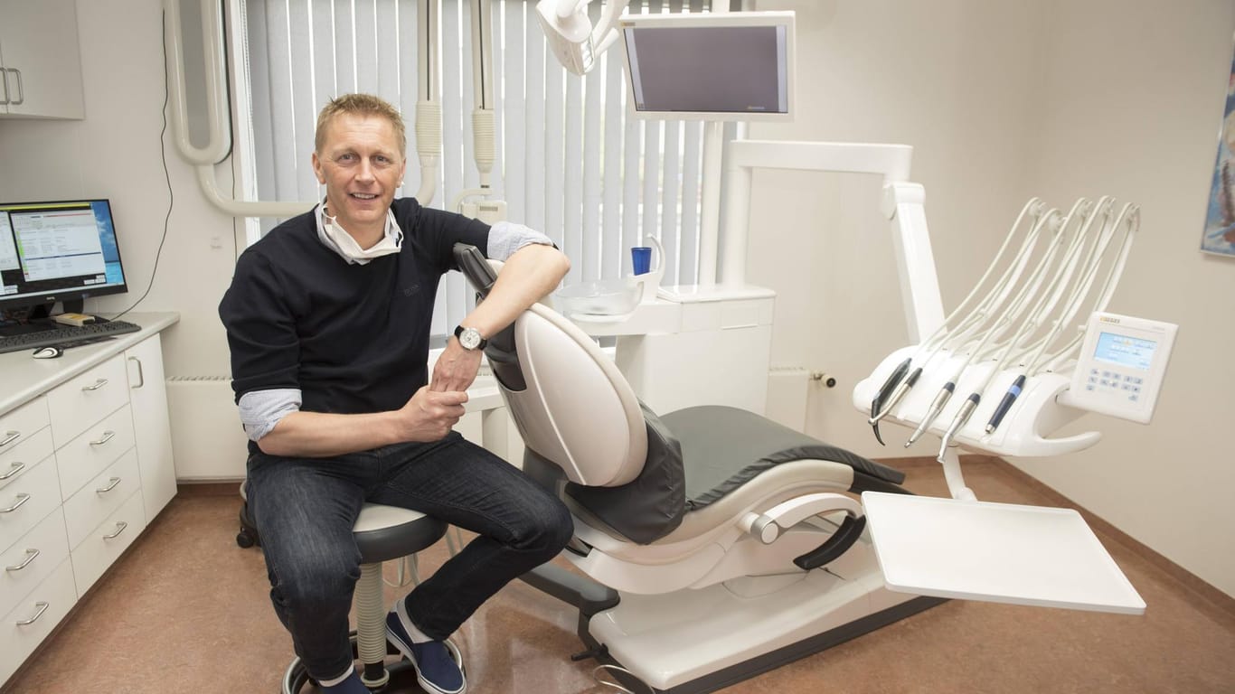 Seinen eigentlichen Beruf als Zahnarzt lässt Heimir Hallgrímsson derzeit ruhen.
