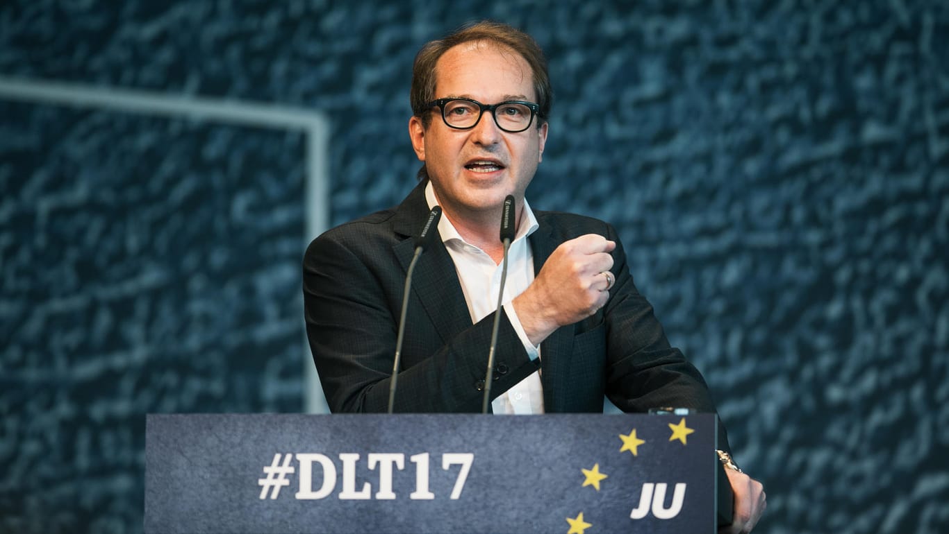 CSU-Landesgruppenchef Alexander Dobrindt attackierte auf dem JU-Deutschlandtag den möglichen grünen Koalitionspartner der Union.