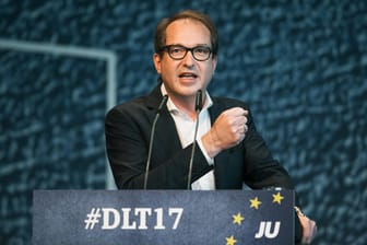 CSU-Landesgruppenchef Alexander Dobrindt attackierte auf dem JU-Deutschlandtag den möglichen grünen Koalitionspartner der Union.