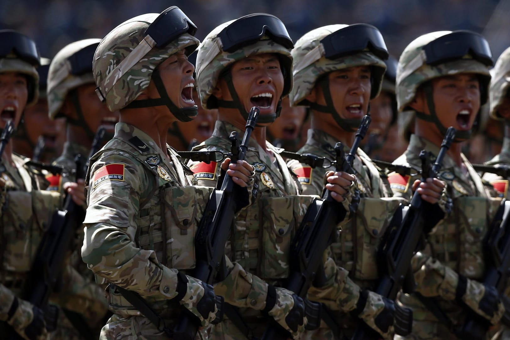 Chinesische Soldaten während einer Militärparade in Peking.