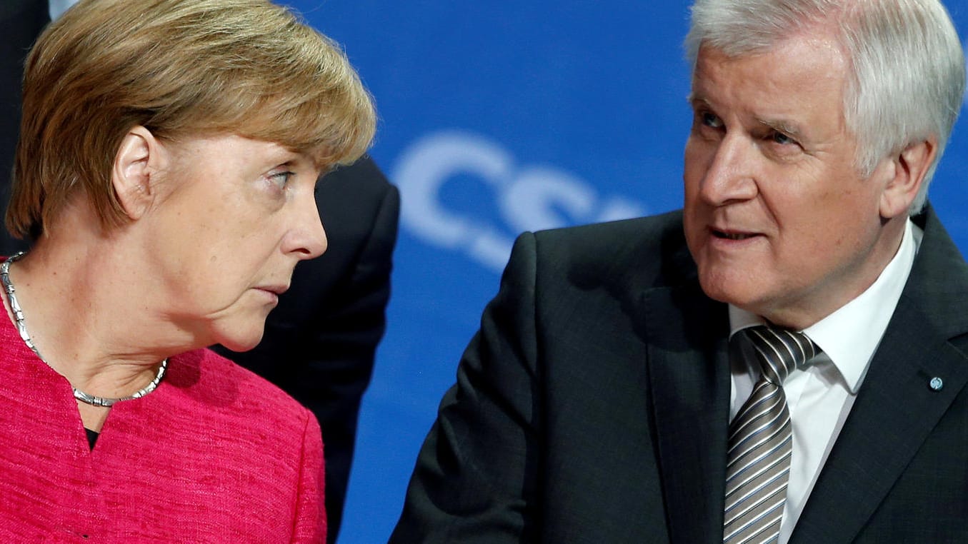 Angela Merkel und Horst Seehofer rangen lange um eine gemeinsame Linie. Angela Merkel und Horst Seehofer rangen lange um eine gemeinsame Linie.