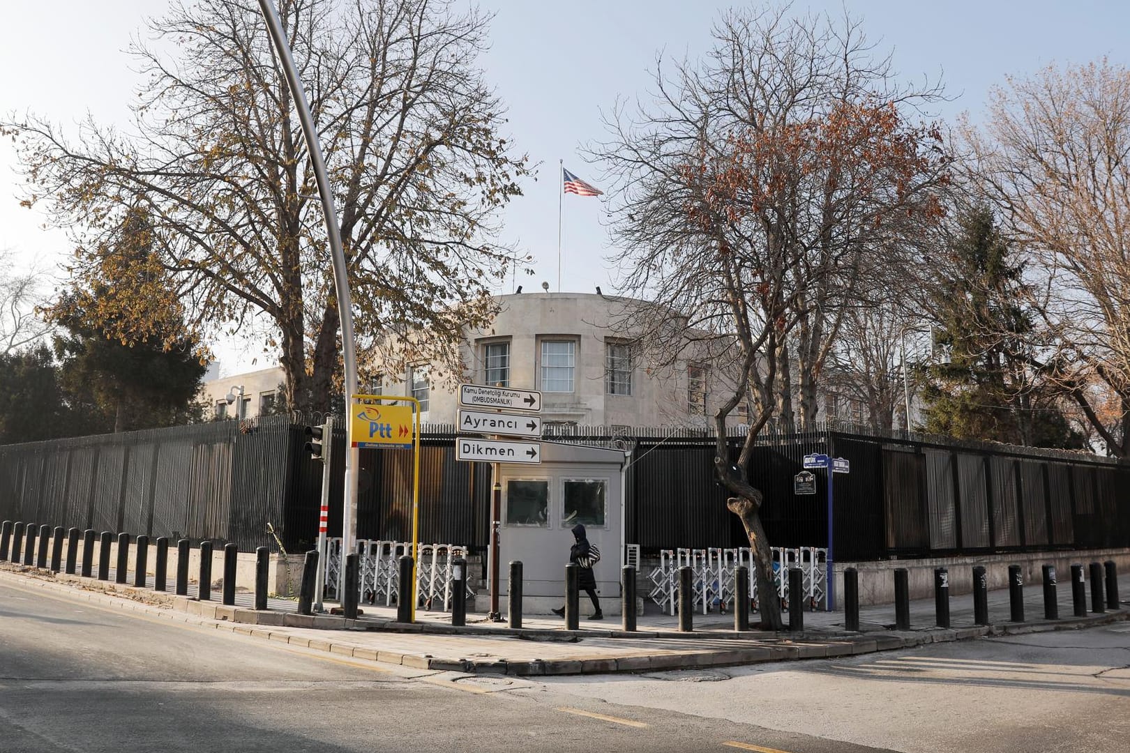 Die US-Botschaft in Ankara hat die Bearbeitung von Visa-Anträgen vorläufig eingestellt.
