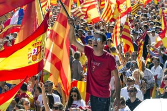 Ada Colau, Bürgermeisterin von Barcelona, hat gegen eine einseitige Unabhängigkeitserklärung Kataloniens Stellung bezogen.