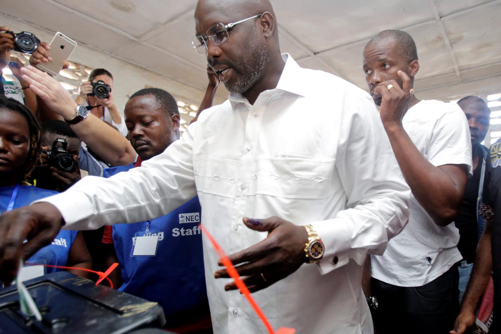 Der ehemalige Weltfußballer George Weah tritt bei der Präsidentschaftswahl in Liberia an.