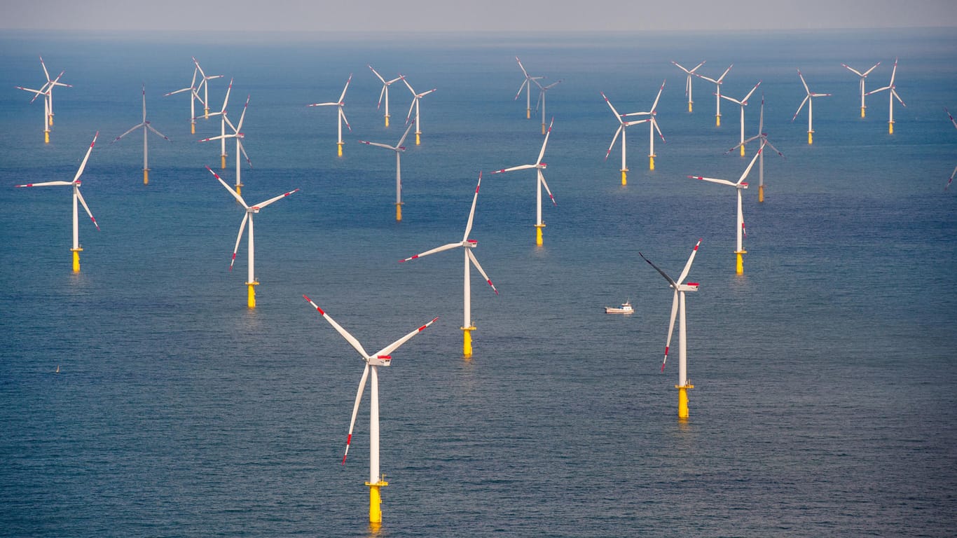 Bislang stehen Offshore-Windparks eher in Küstennähe, wie hier in Butendiek.