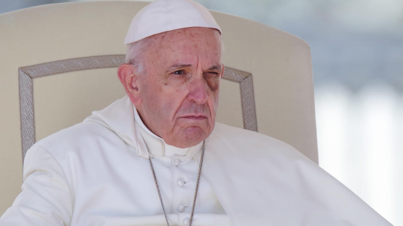 Papst Franziskus lädt regelmäßig Menschen am Rande der Gesellschaft zum Essen ein.