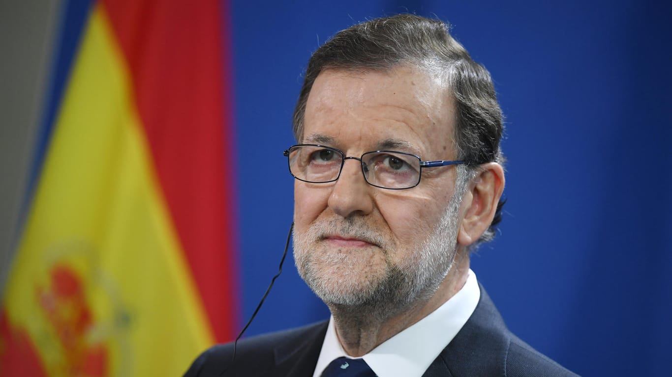 Mariano Rajoy droht Kataloniens Regierungschef mit Entmachtung
